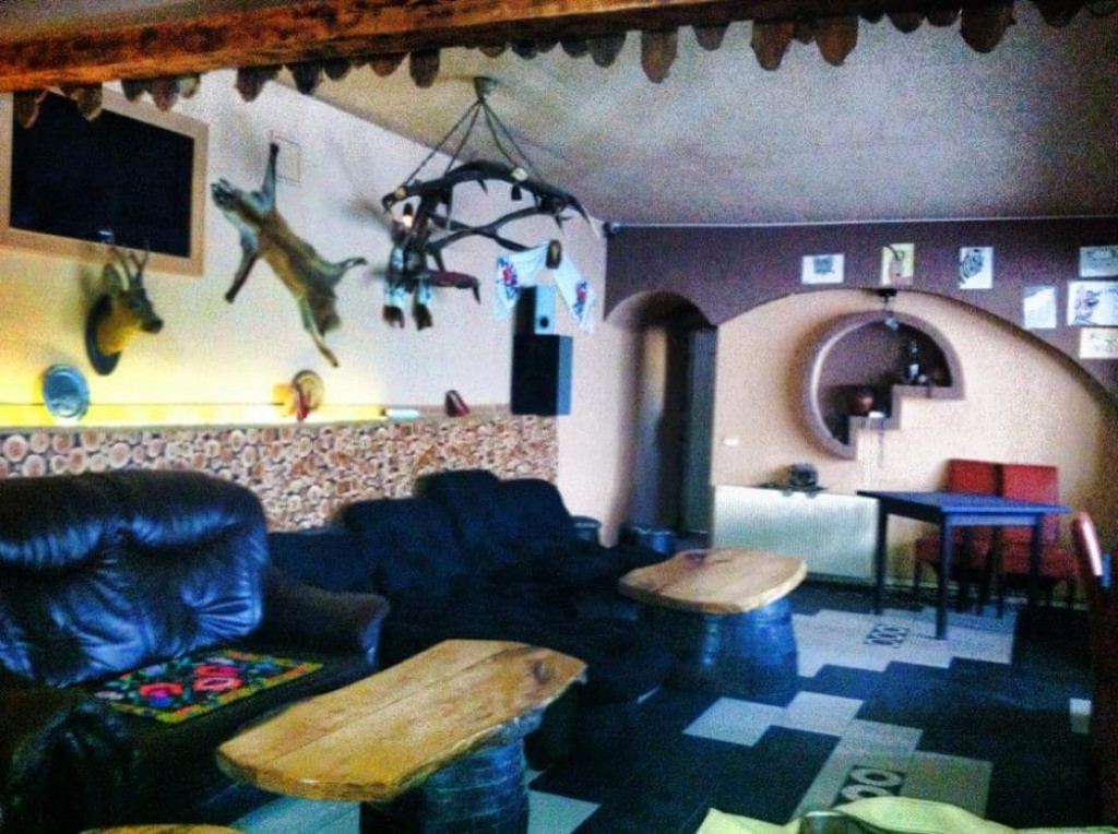 Inchiriez sp. com. zona Aradul Nou - ID : RH-8604-property