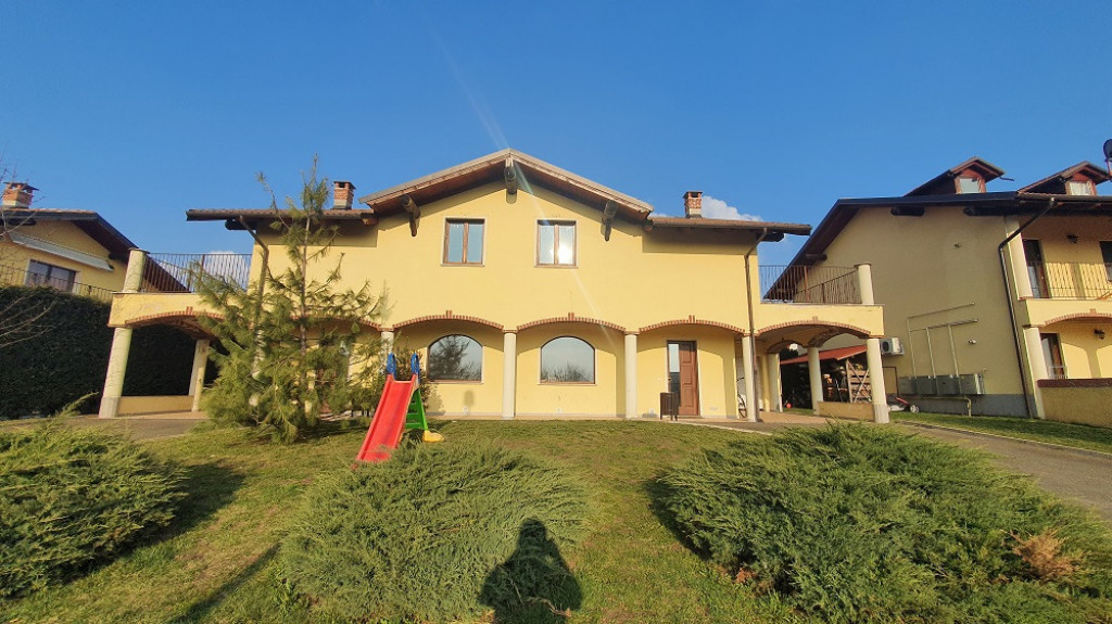 Casa 8 cam. zona Gai - ID : RH-31810-property
