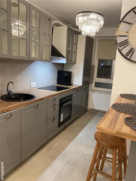 Apartament o camera in zona Torontalului