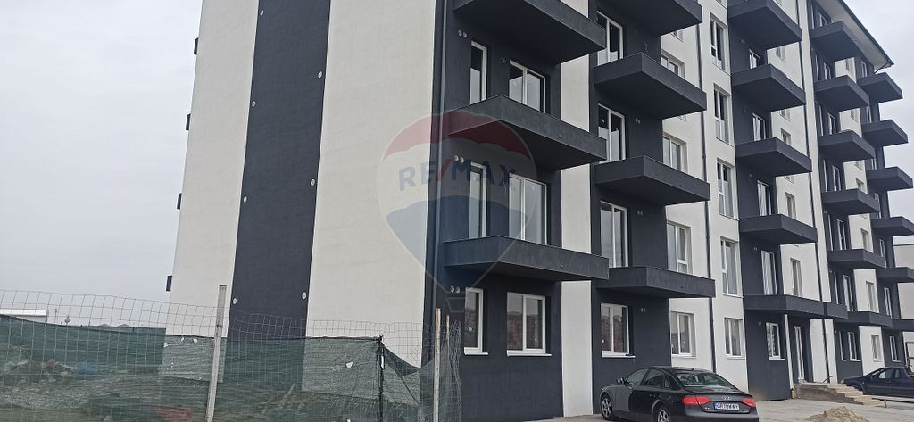 Apartament cu 2 camere de vânzare