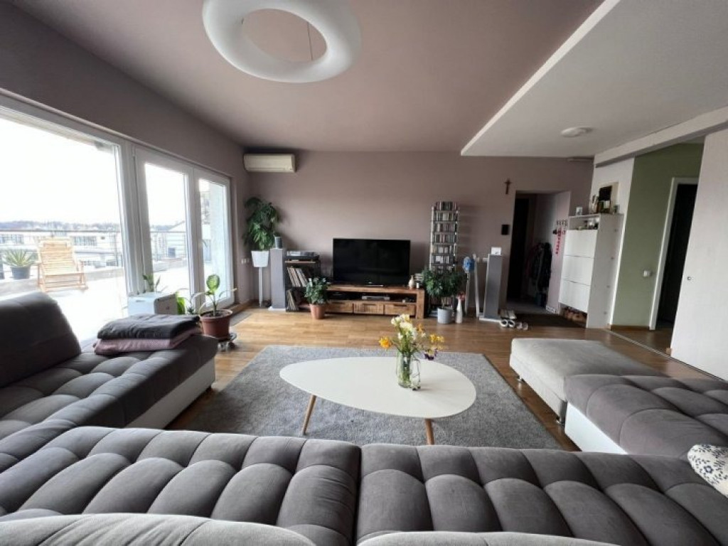 Penthouse,4 camere, Unirii, Park Carol.sup.utila 166 mp!