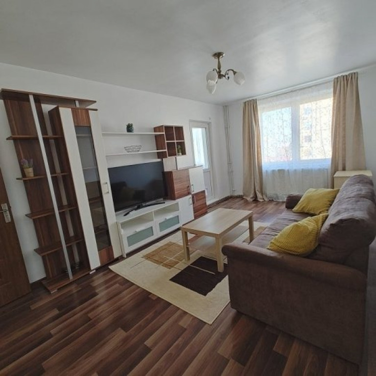 Apartament 4 camere Aparatorii Patriei