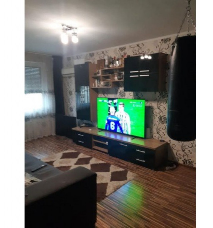 Apartament 3 camere Aparatorii Patriei