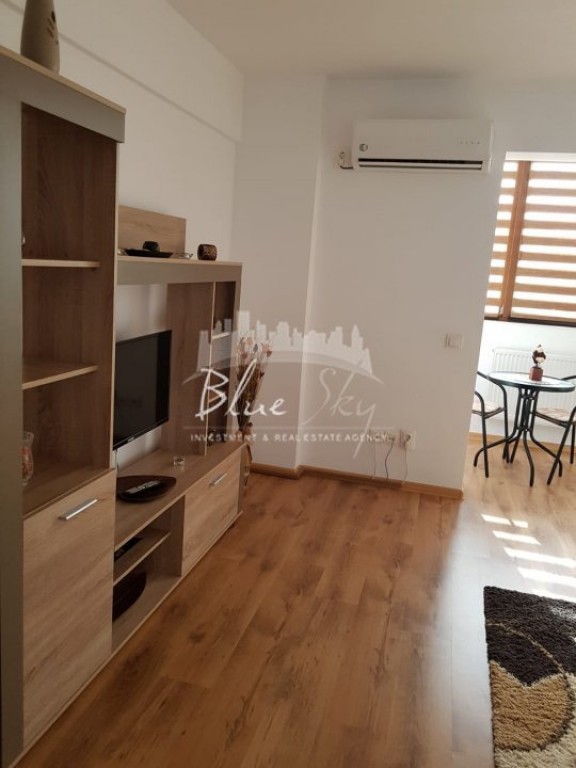 Zona Mamaia Nord, Apartament 2 camere situat la 100 m de pr