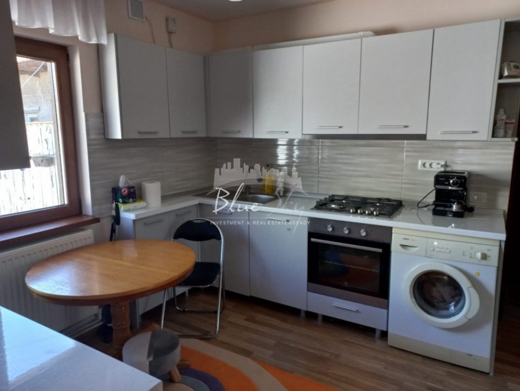 Coiciu /Gradinita Tom si Jery- Casa cocheta mobila si utilat