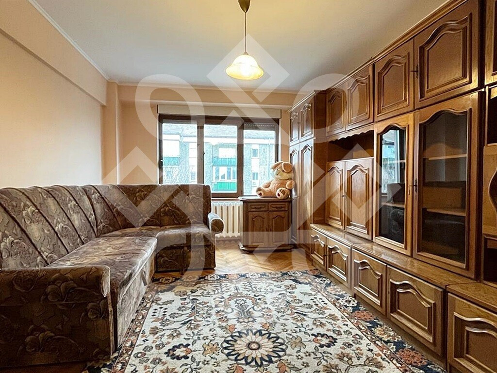 Apartament cu 3 camere in Rogerius