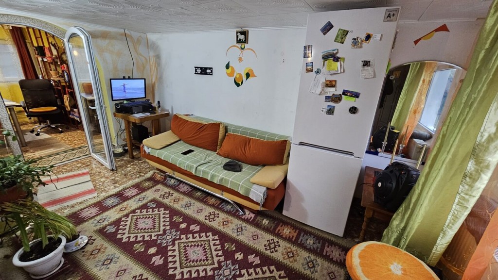 Boldesti-Scaeni - casa 3cam, baie, bucatarie - 60000 euro