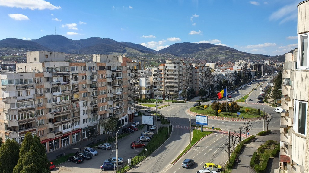 Apartament 2 camere in Deva, zona Dorobanti-22 Decembrie