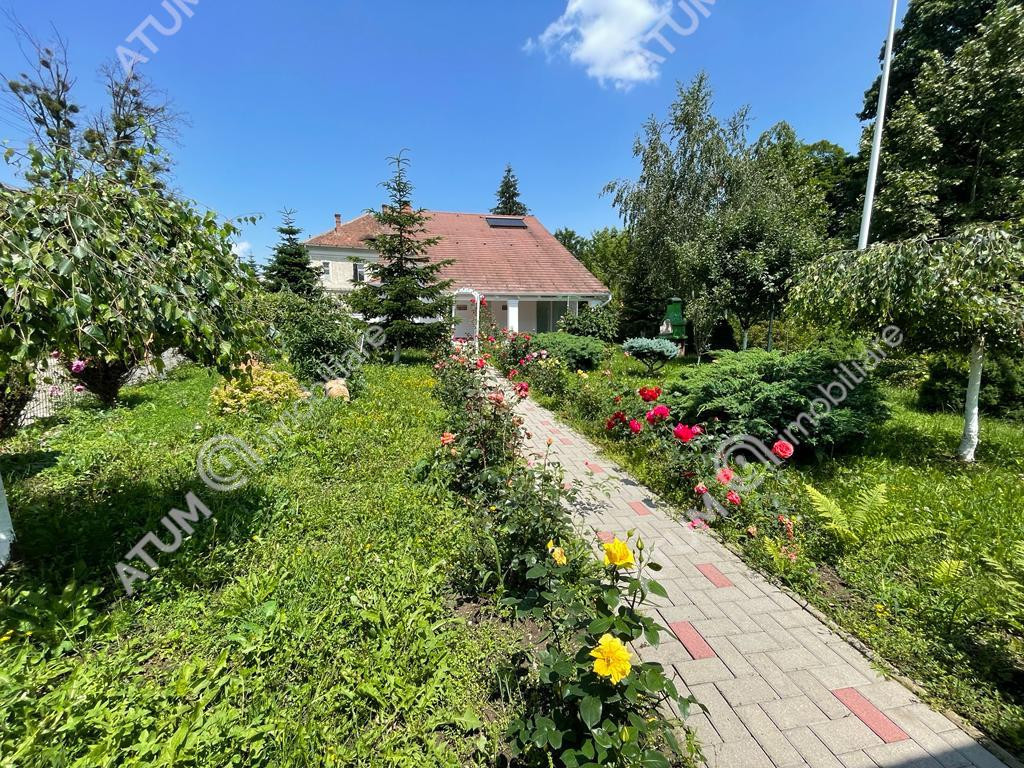Casa cu 4 camere si garaj in Sibiu zona Parcul Sub Arini