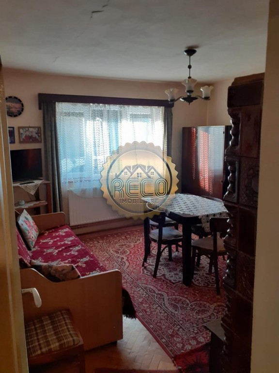 Apartament cu 3 Camere, Decomandat, Geam la baie, Zona Epis