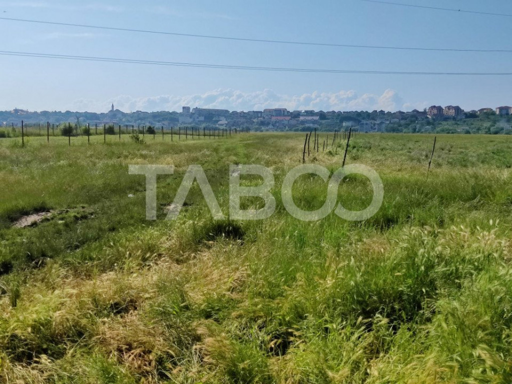 Teren intravilan 2000 mp acces auto constructii locuinte Tur