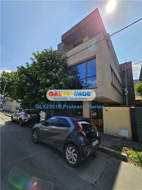 Cladire Birouri situata in apropriere de rond Alba Iulia