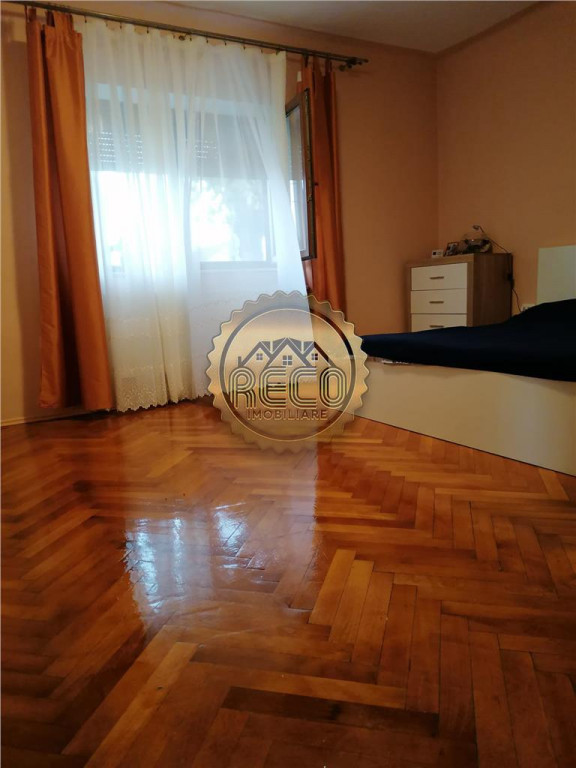 CASA CU GRADINA IN EPISCOPIA