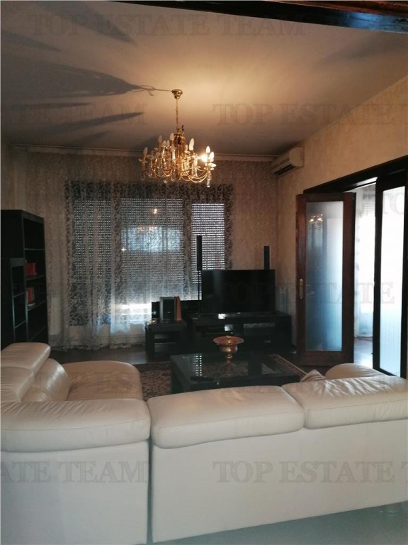 Apartament 3 camere de zona B-dul. Magheru