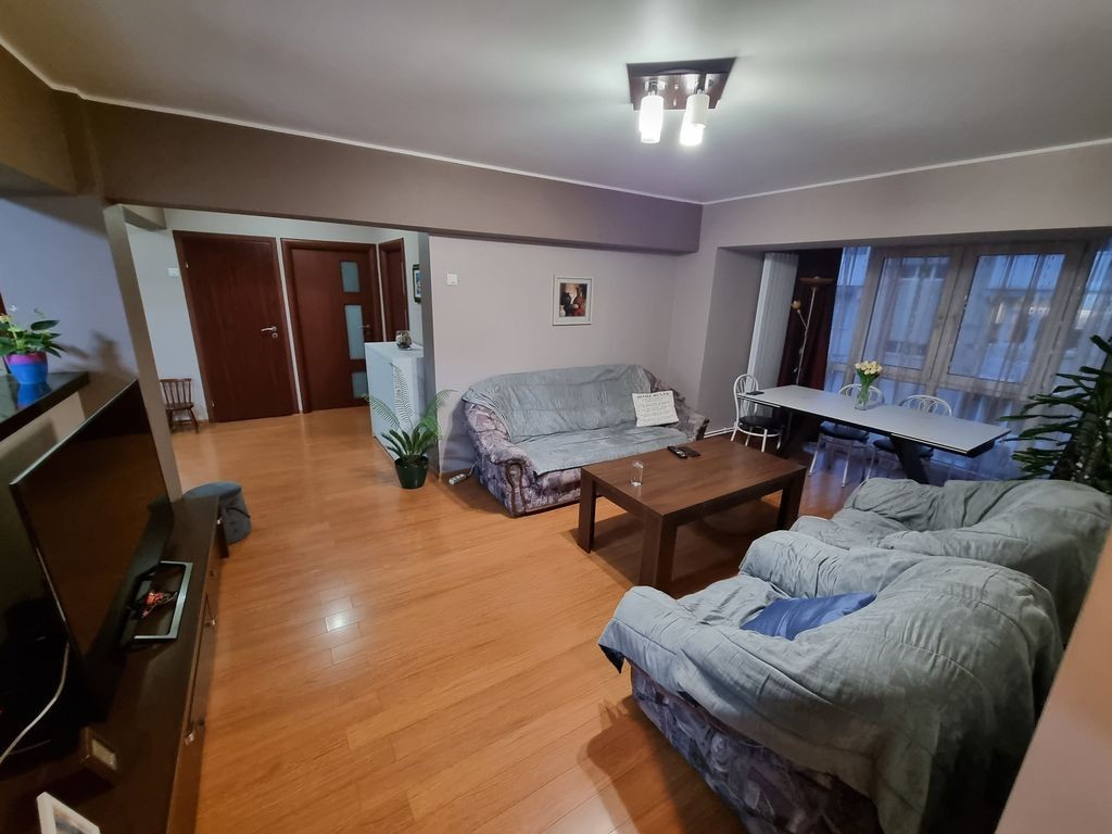 Aurel vlaicu-Apartament 4 camere finisat modern cu gaze