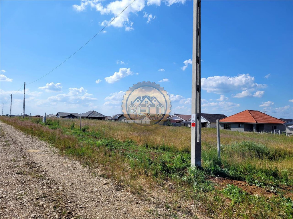 Parcele teren intravilan, cu utilit#259;#539;i,Santandrei