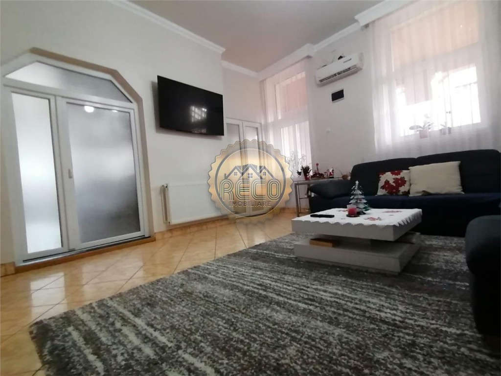 Apartament la curte, zona Calea Clujului, Oradea.