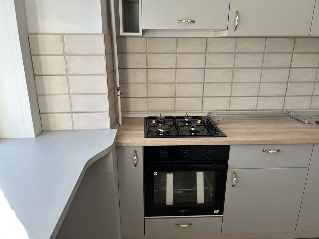 Apartament cu o camera 25 mp, decomandat