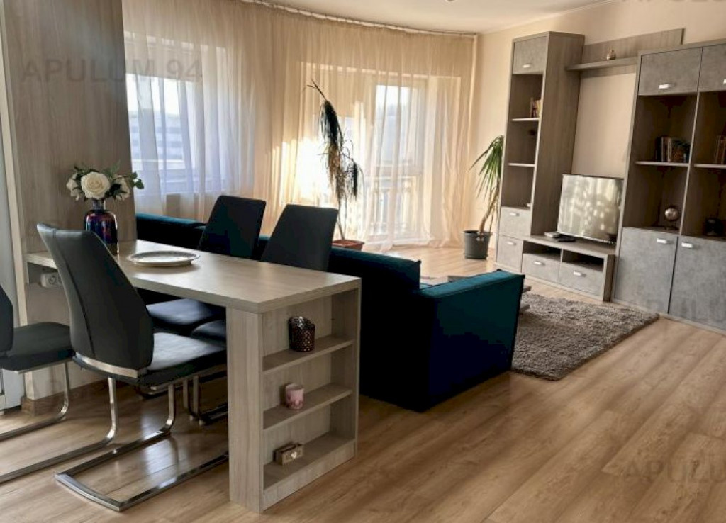 Apartament 3 camere Piata Sfanta Vineri