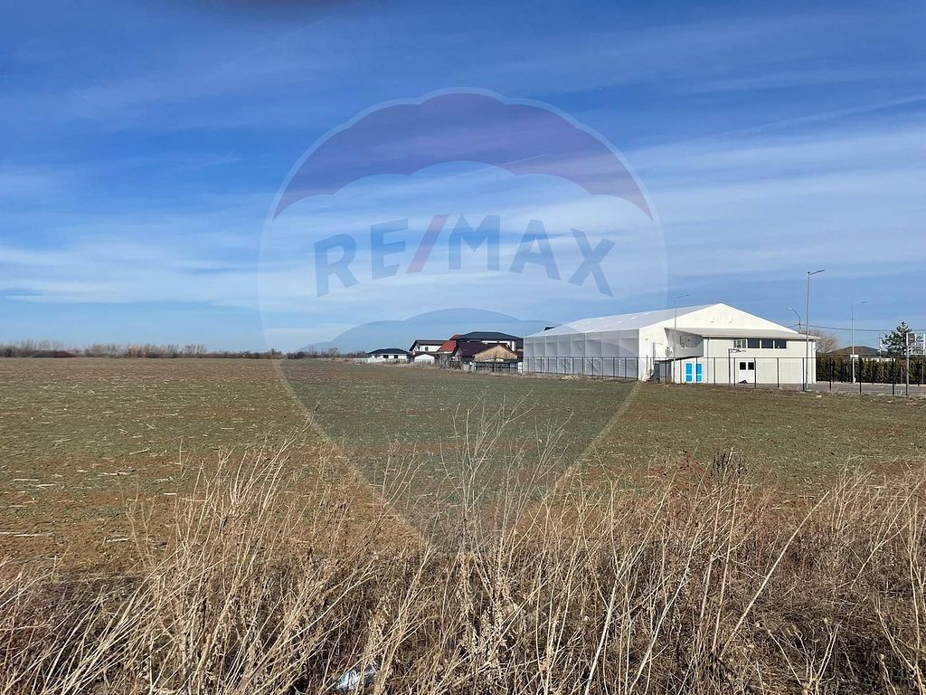 Teren 12,451 mp Tunari / Strada Washington