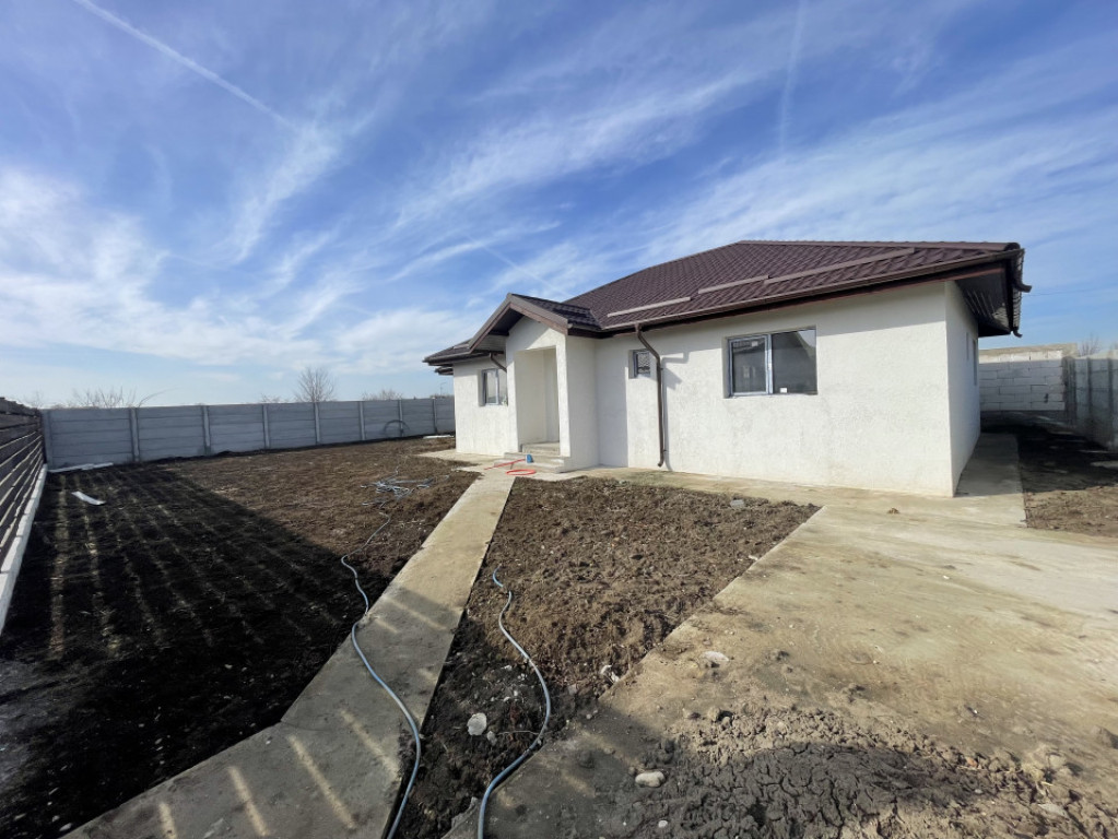 Clinceni, Puțul Olteni, casa pe parter, 4 camere, 100mp uti