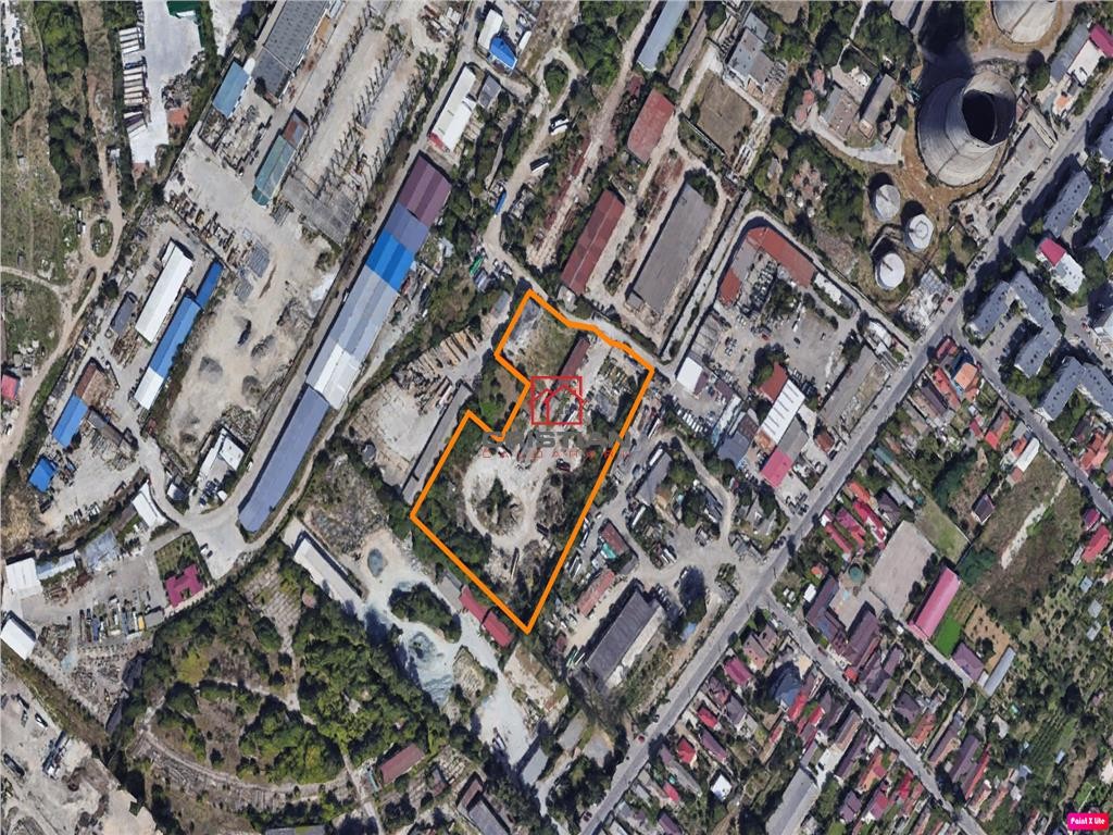 Teren 800 mp toate utilitatile langa teren Strada Comarnic