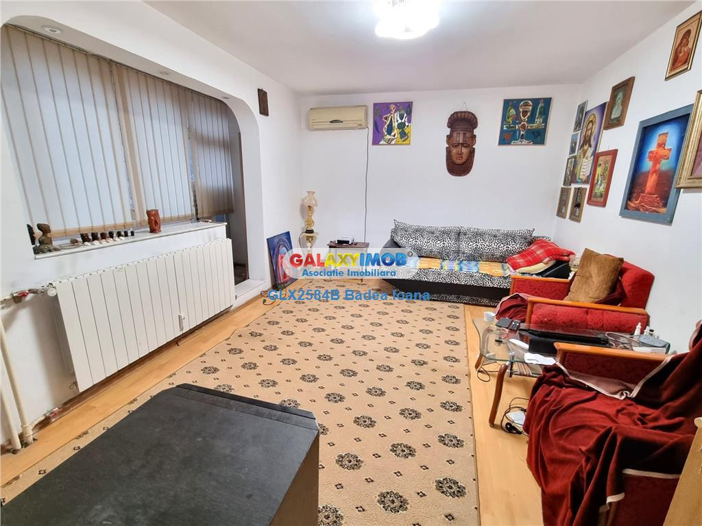 Apartament 3 camere decomandat - metrou Titan