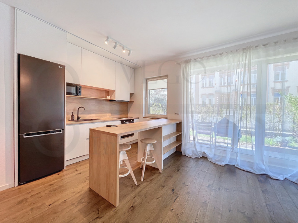 2 camere, 57 mp si gradina 31 mp, garaj, langa The Office