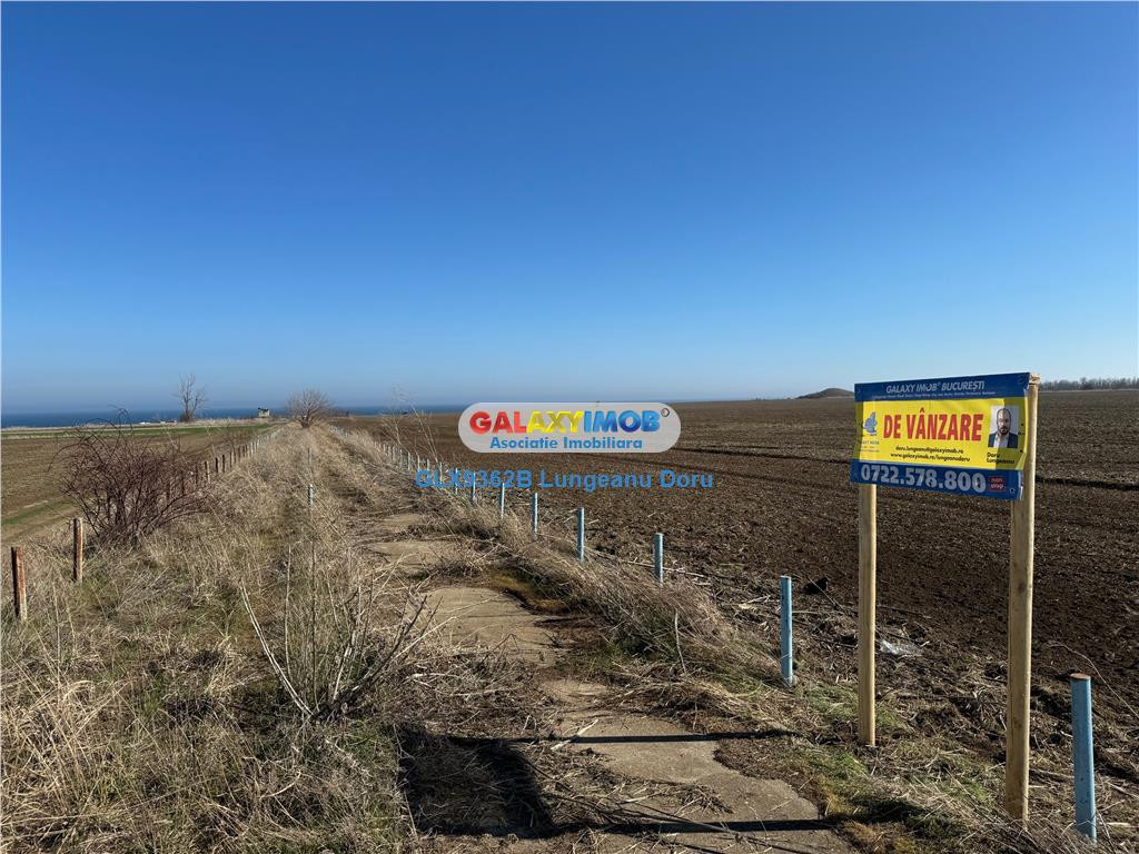 Teren intravilan 47.400 mp, Vama Veche, 200 m de Marea Neagr