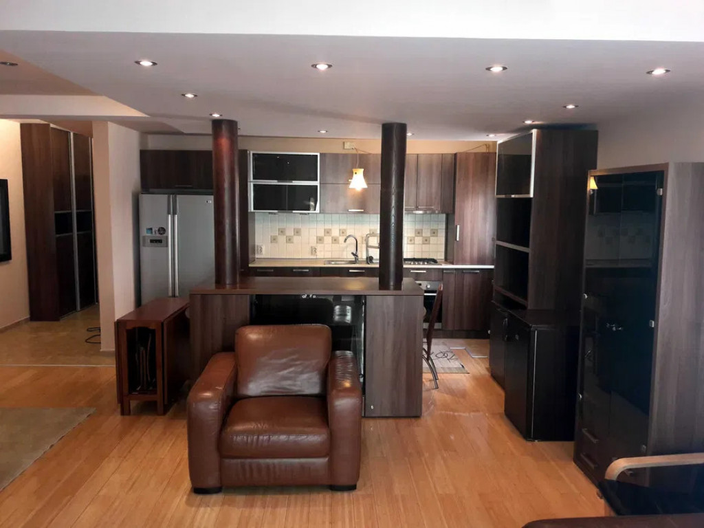 APARTAMENT 3 CAMERE BUNA ZIUA