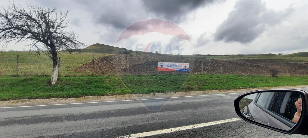 OPORTUNITATE DE INVESTITIE PENTRU PANOURI FOTOVOLTAICE!