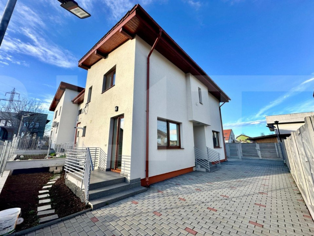 Casa de inchiriat 3 camere, 2 bai, curte pavata, Cetate