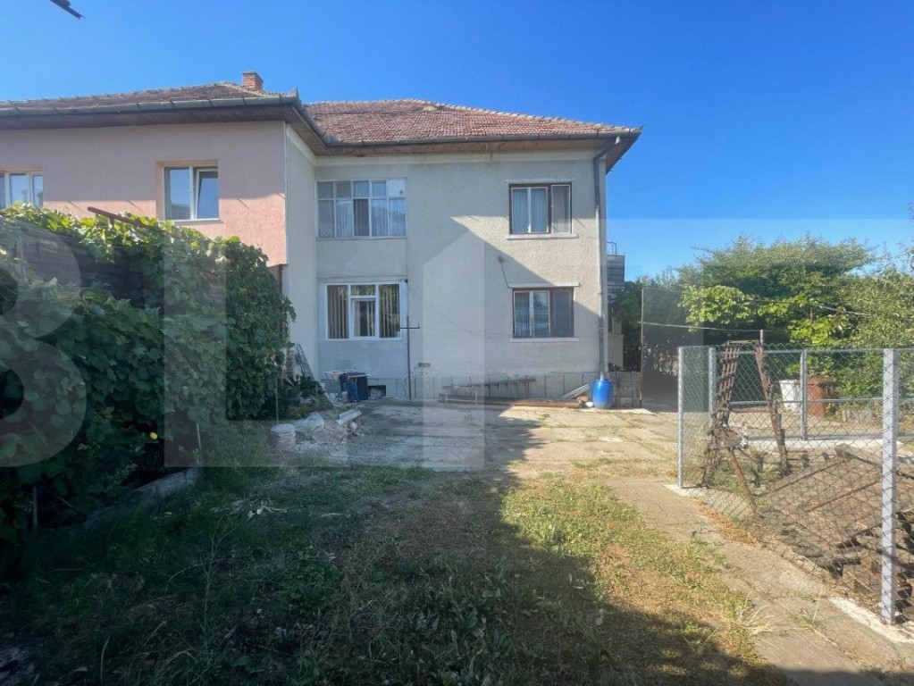 Duplex de 132 mp, teren de 500 mp, Andrei Muresanu