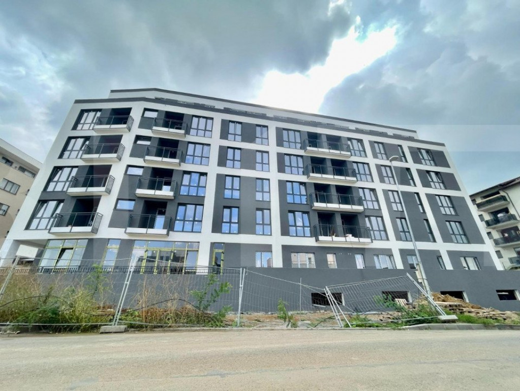 Apartament 3 camere, 70 mp, ansamblu rezidential nou, zona V