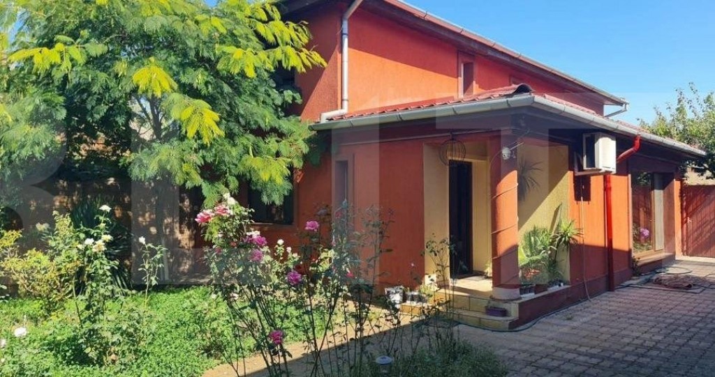 Casa 3 camere, 180 mp, teren, 580 mp, Ghiroda Noua