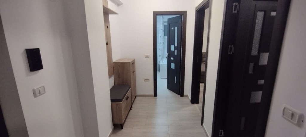 APARTAMENT 2 CAMERE, DECOMANDAT, BLOC NOU , ETAJ INTERMEDIAR