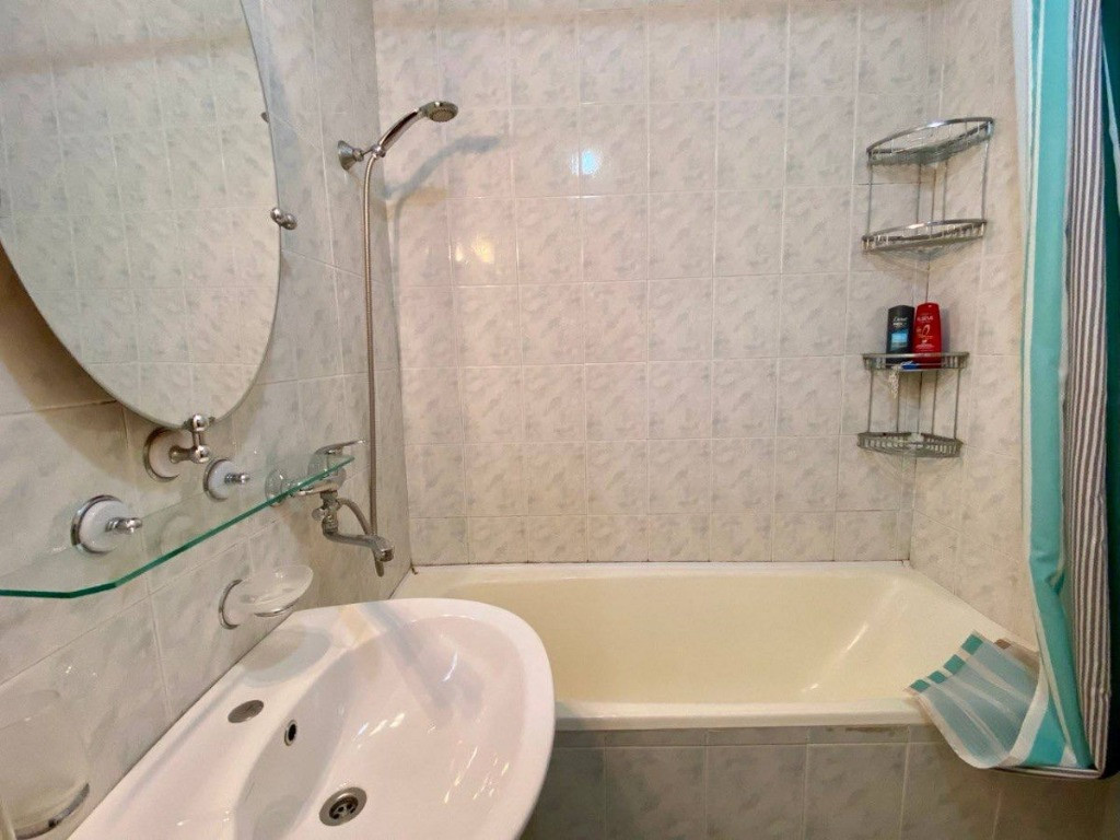 Apartament cu 3 camere in zona Plopilor