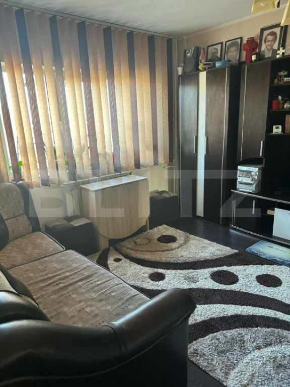 Apartament 4 camere, zona Ultracentrala, etaj intermediar