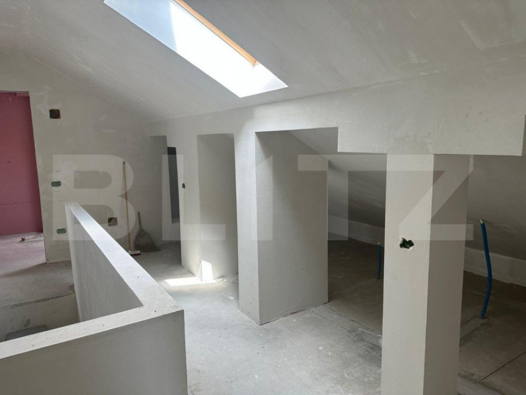 Apartament finisat 3 camere, 183 mp, bloc nou, zona Zamca