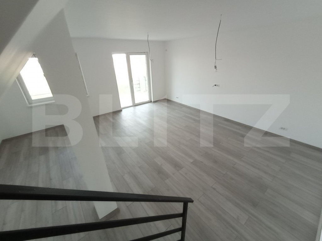 Duplex de 4 camere, 130mp utili, 274 mp teren, zona Calea Ur