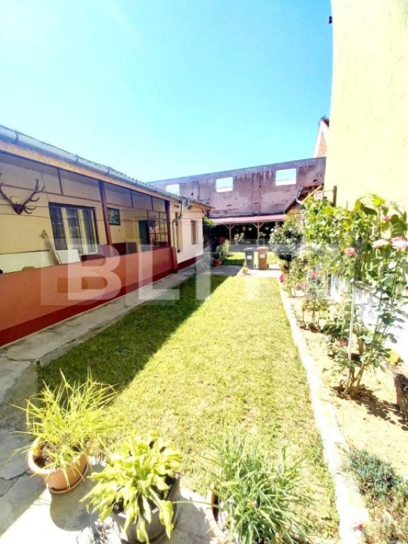 Casa in zona centrala, teren 470mp, 210utili, strada Slanicu