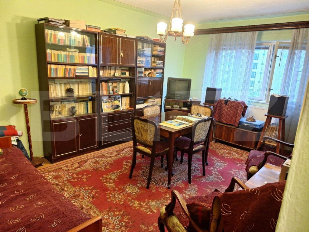 Apartament 3 camere, decomandat, 68 mp, M12, zona Catedralei