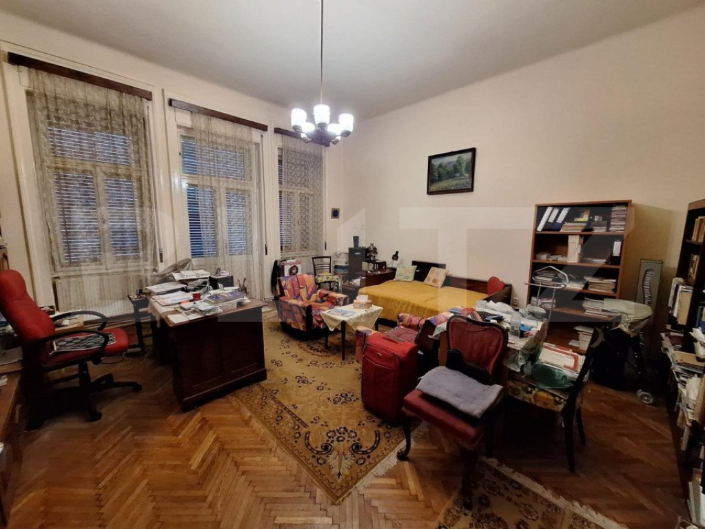 Spatiu comercial 8 camere, 156 mp, zona Iosefin