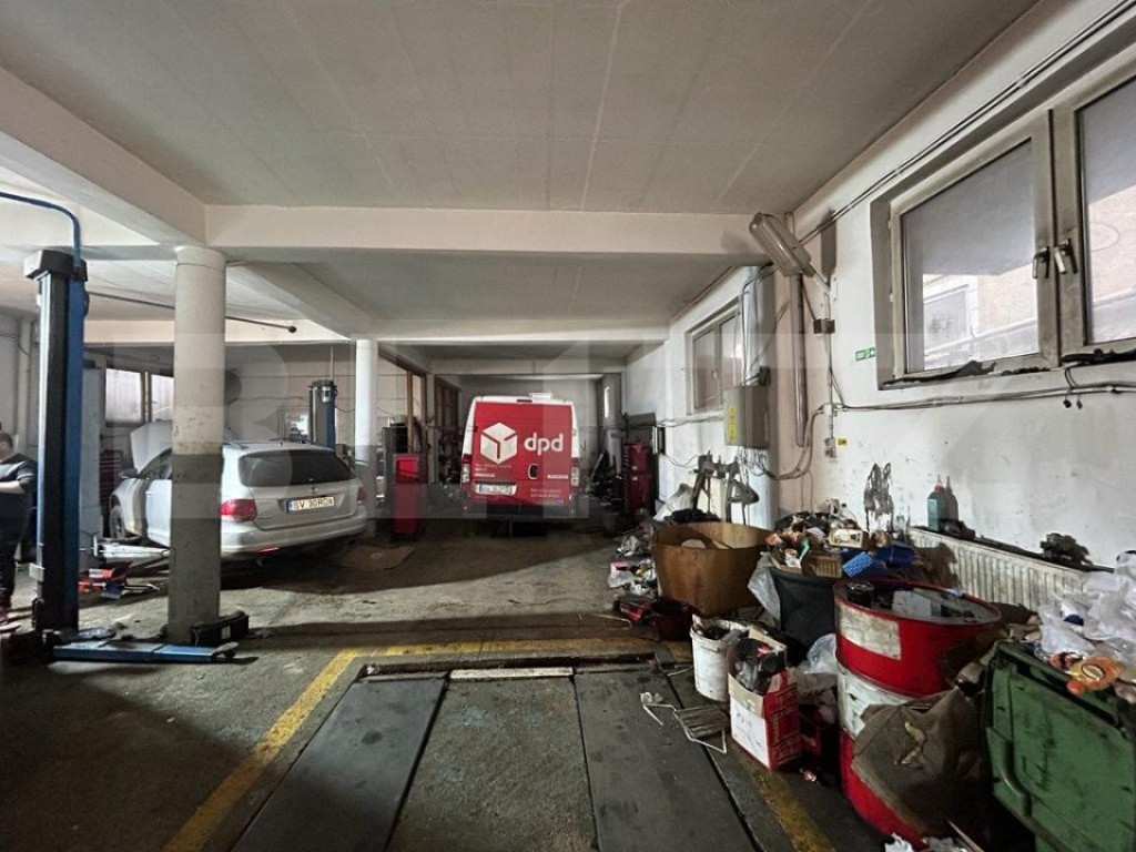 Service auto acces la E58 finisat, echipat complet, Scheia