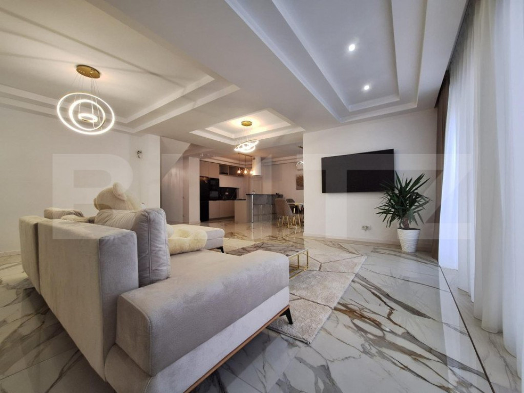 Vila lux, superba, 7 camere, 270mp, Ghiroda