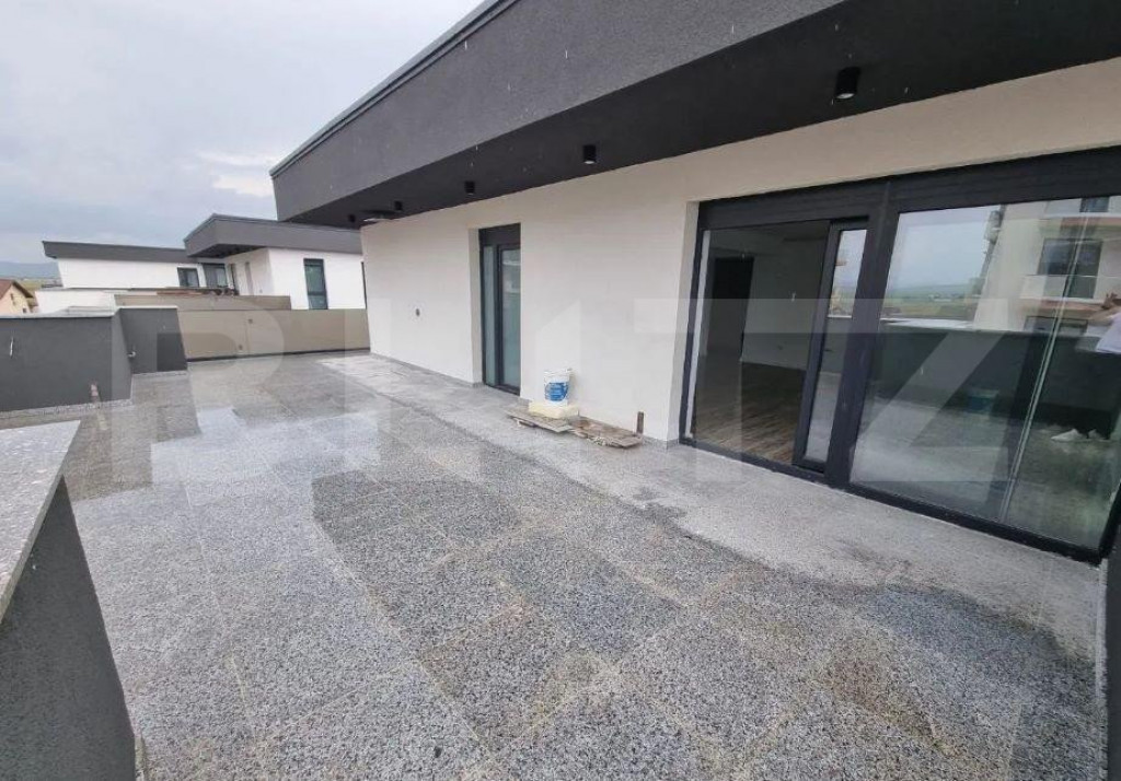 Apartament tip penthouse, 4 camere, 128 mp, 115mp Terasa, Ca