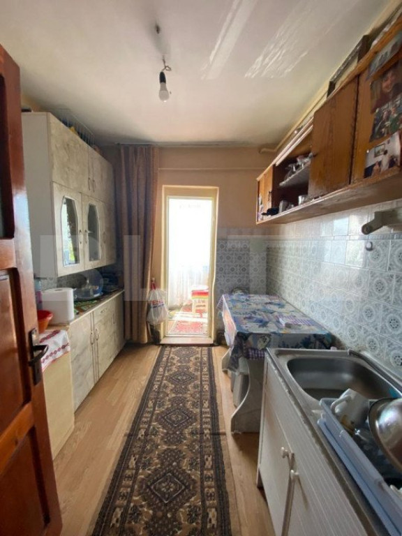 Apartament 3 camere, decomandat, 56mp, centrala proprie, zon