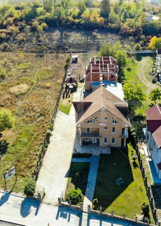 Ocazie!Pensiune Baile 1 Mai,vizavi de Complex Venus,suprafat