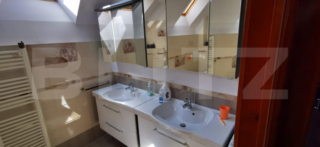 Casa in Harman, cu panouri fotovoltaice, 340 mp utili , 100