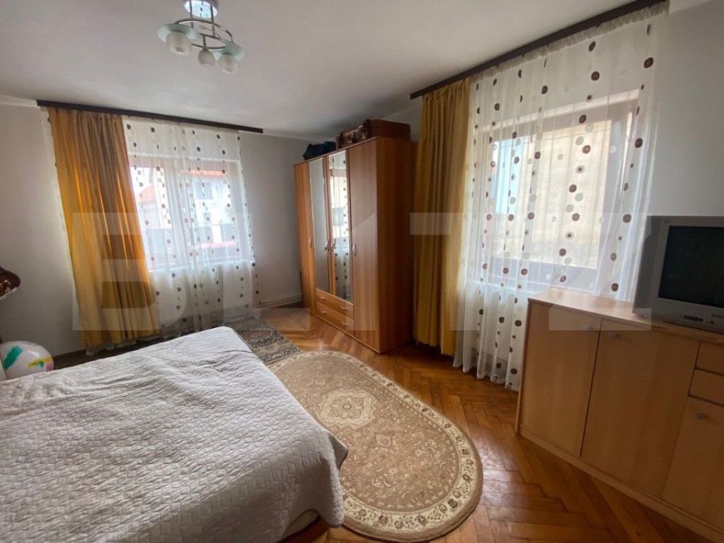 Casa deosebita cu 6 camere, 156mp, Sacele - zona Turches ter